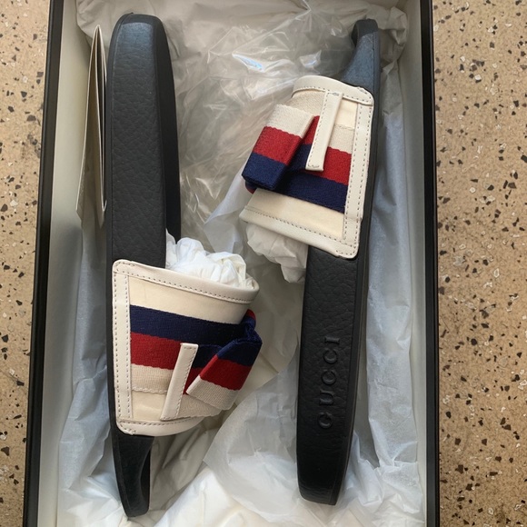 Shoes - Picture 5 of 5